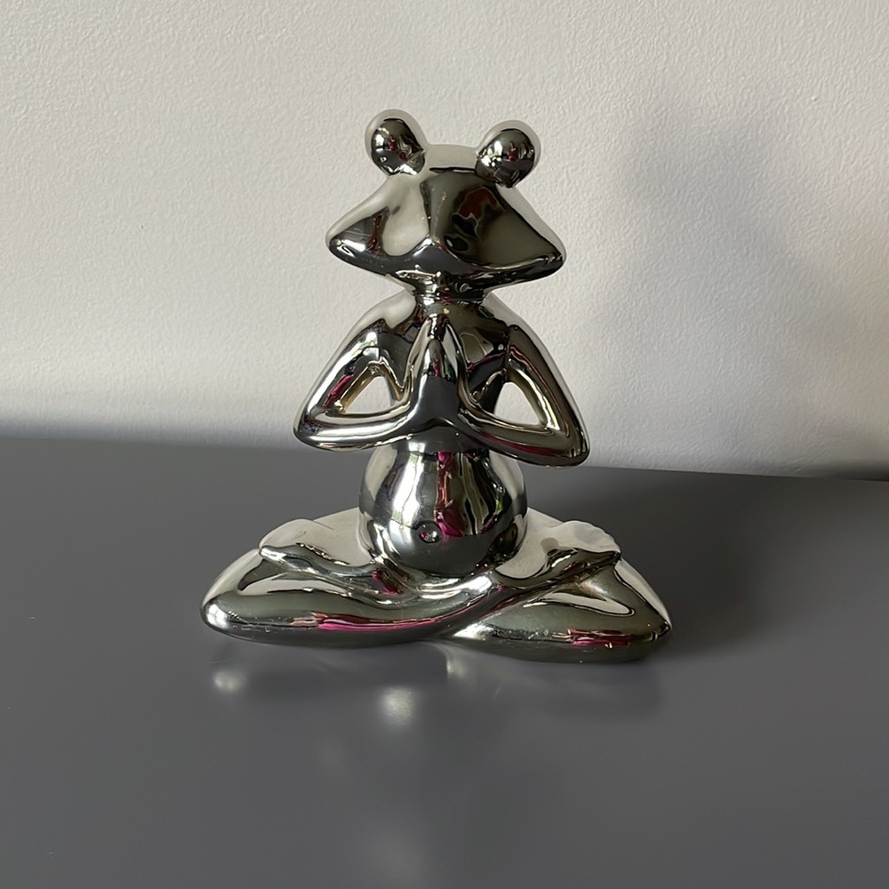 Ceramic Mirror Chrome Cute Whimsical Yoga Frog - Picture 1 of 12